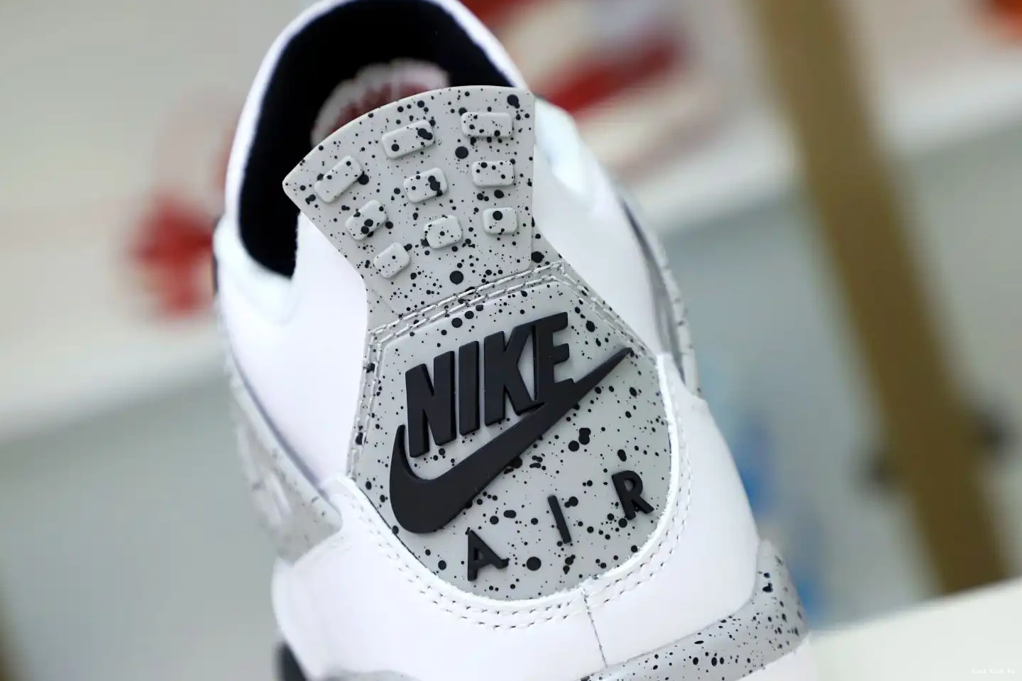 White Jordan Retro Air Kimikick 4 Cement 0706